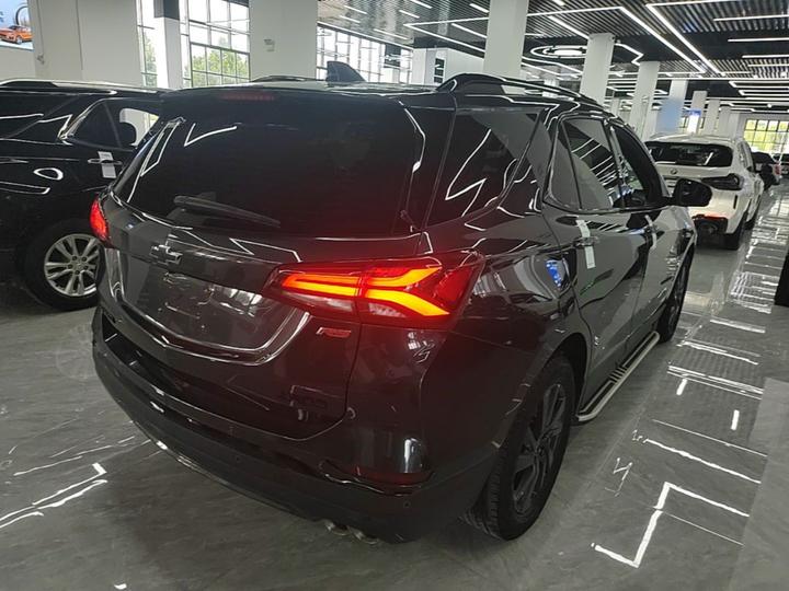 2022 Mild Hybrid 550T RS Smart photo 4
