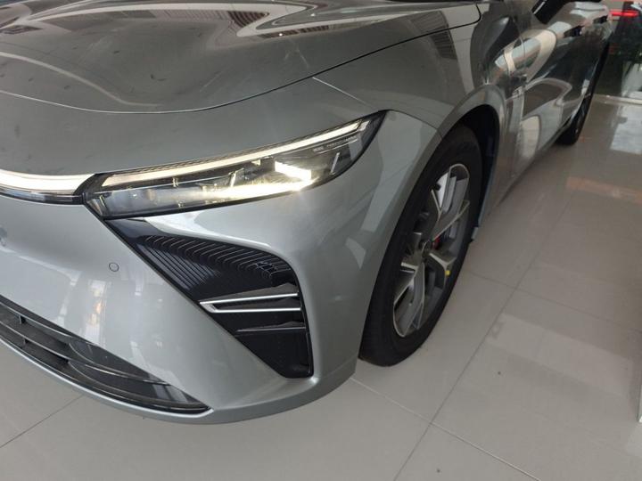 Sterra ES 2025 EV 77kWh photo 3