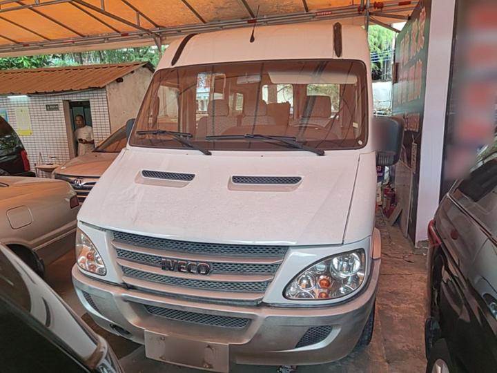 IVECO 2012 2.5T-A32 photo 2