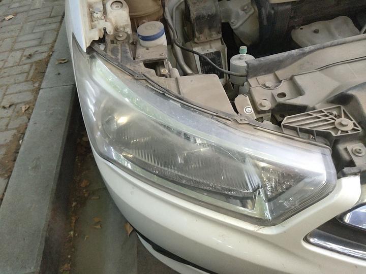 2013 Sedan 1.6L MT photo 7