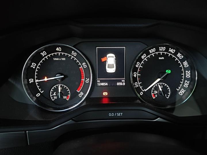 Superb 2016 TSI280 DSG photo 3