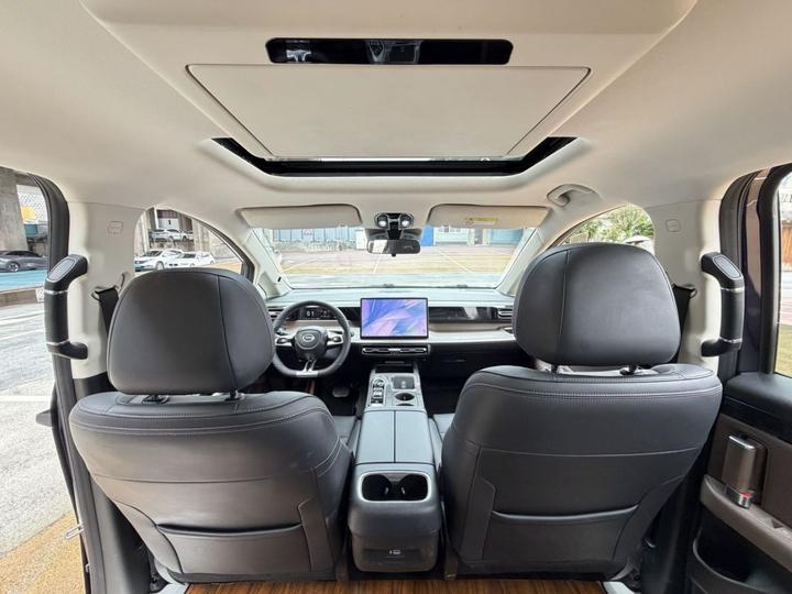 GAC Trumpchi E8 EV 2024 150km MAX photo 7