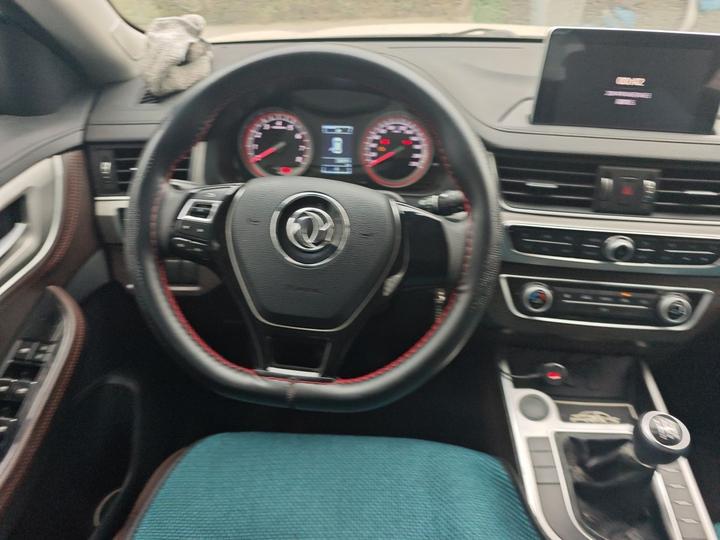 X5 2017 1.6L MT Luxury photo 7