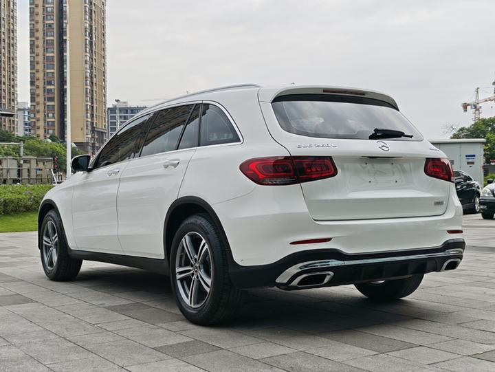 GLC 2020 GLC 260 L 4MATIC Luxury photo 3