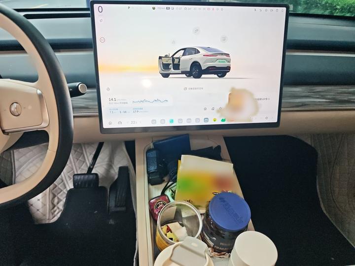 L60 2025 85kWh RWD photo 5