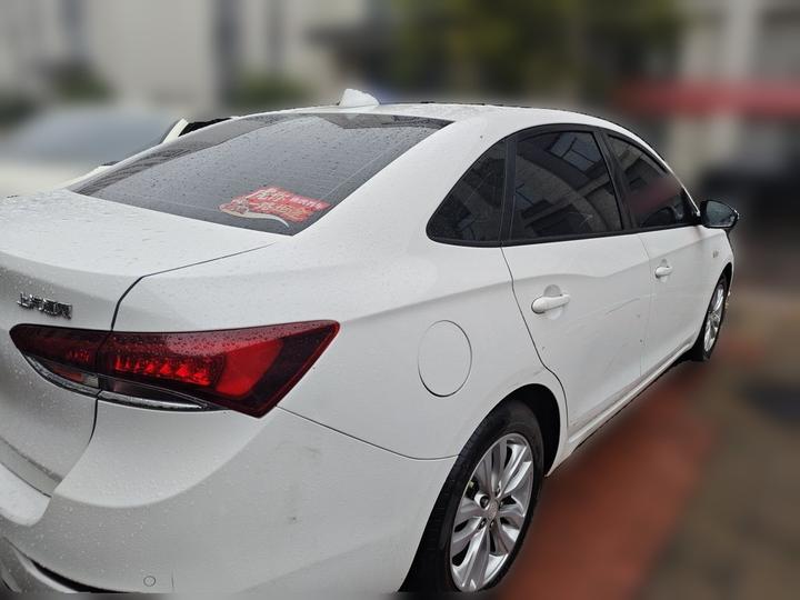 Excelle 2018 15T DCT Elite China V photo 6