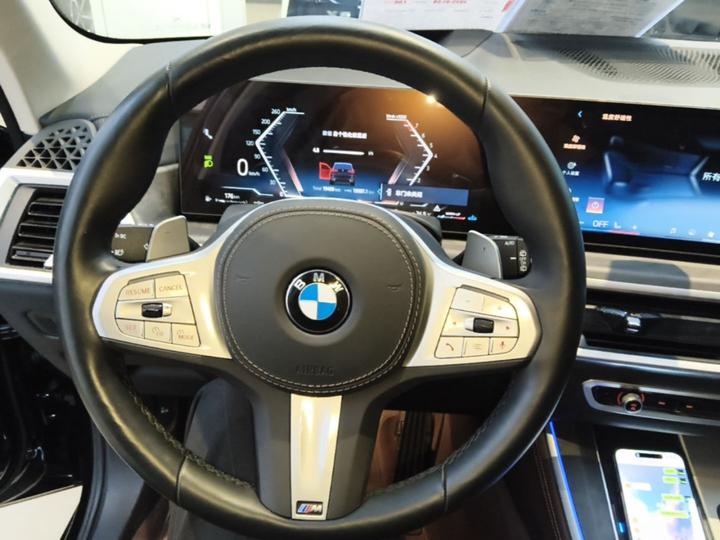 X5 2023 xDrive 30Li Exclusive M M Sport Night Package photo 6