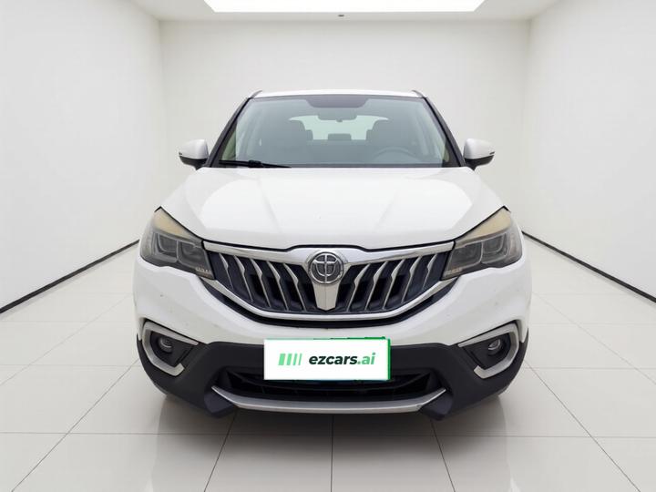 Zhonghua V3 2017 1.5L MT Smart photo 2