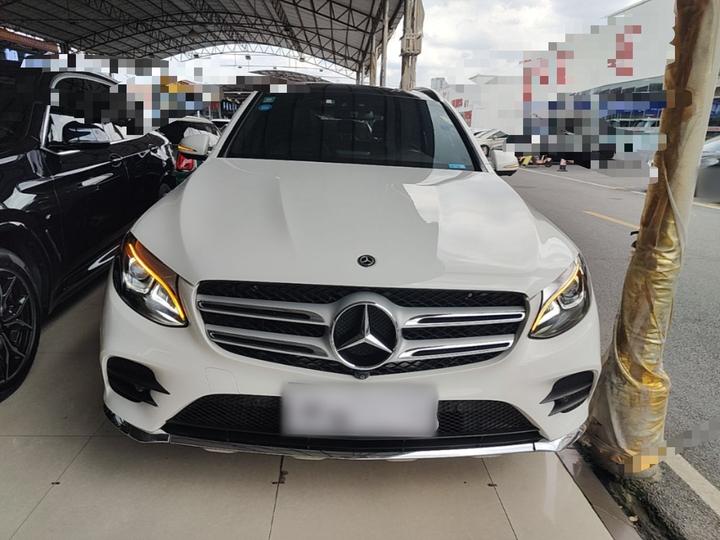 GLC 2017 GLC 260 4MATIC Luxury photo 2