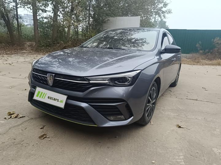 i5 2021 1.5L MT Platinum