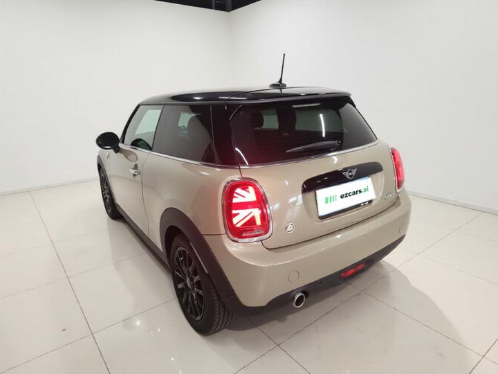 2018 1.5T COOPER Classic photo 4