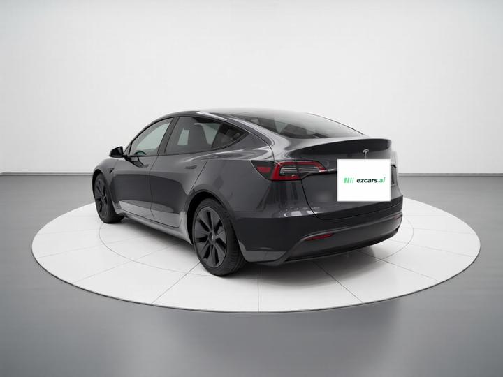 Model Y 2024 RWD photo 4