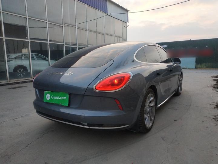 2022 555km Premium photo 4
