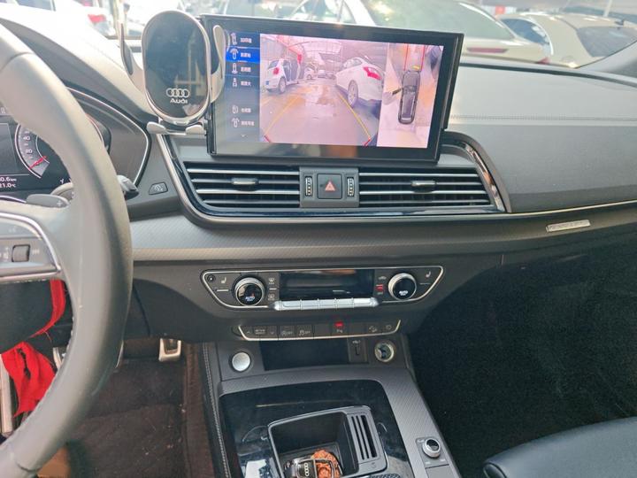 Q5L 2024 40 TFSI Luxury Dynamic photo 7