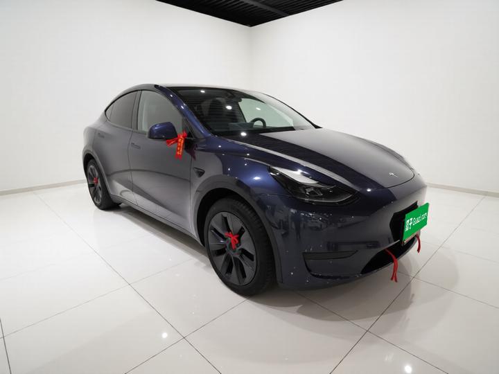 Model Y 2024 RWD photo 3