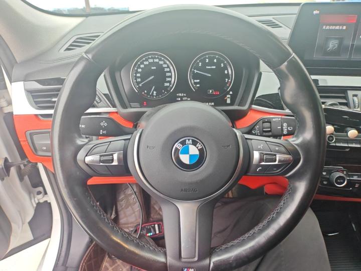 X2 2022 sDrive25i M Sport Package photo 6