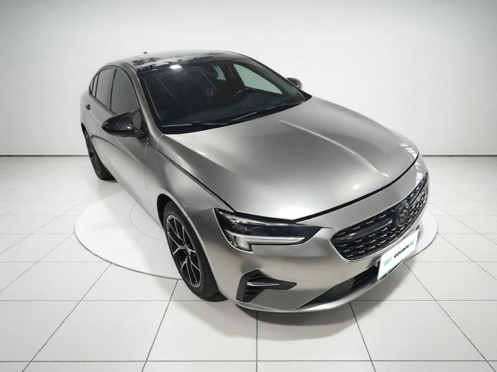 Regal 2020 552T Luxury photo 3