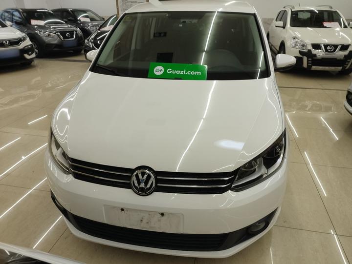 2015 1.4T MT Fashion 5-Seater photo 2