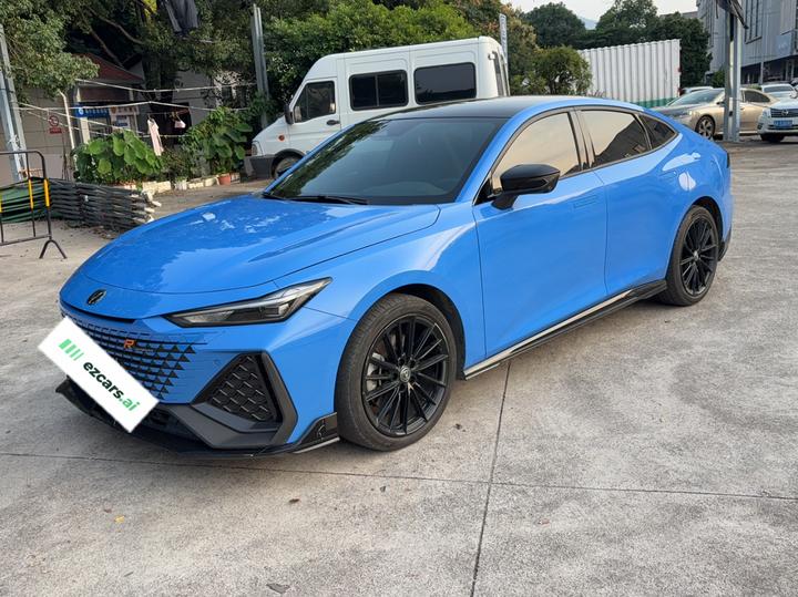 UNI-V 2022 2.0T