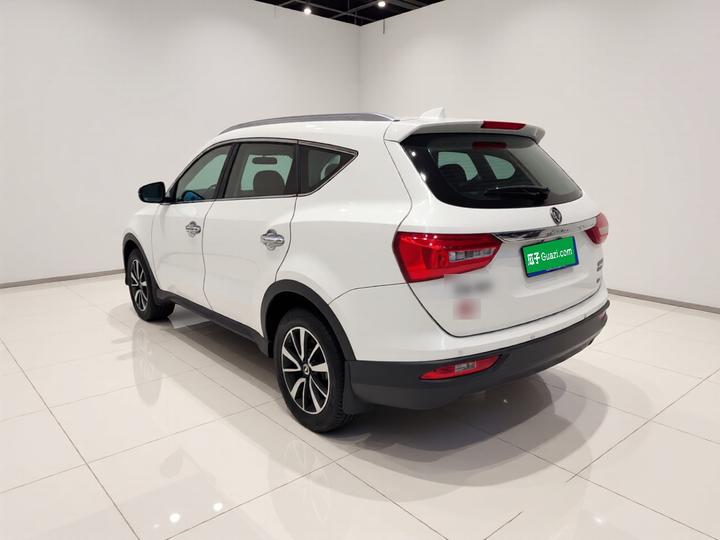 Fengon 580 2016 Facelift 1.5T CVT Luxury photo 4