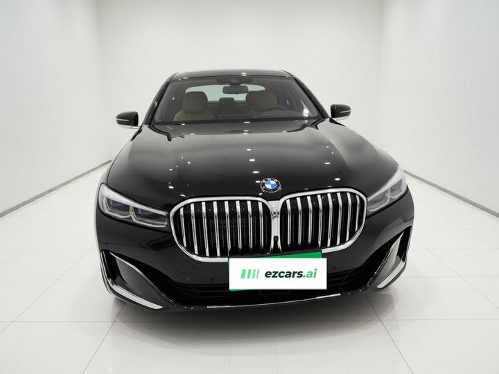 7 Series 2019 Facelift 740Li xDrive Executive Luxury photo 3