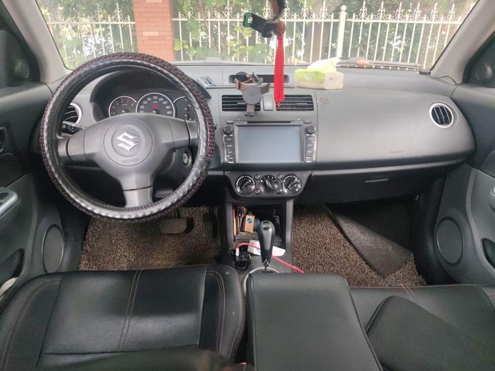 Swift 2013 1.5L AT 20 photo 5