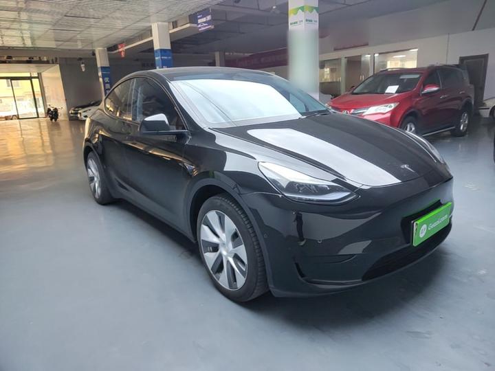Model Y 2022 Facelift RWD photo 3