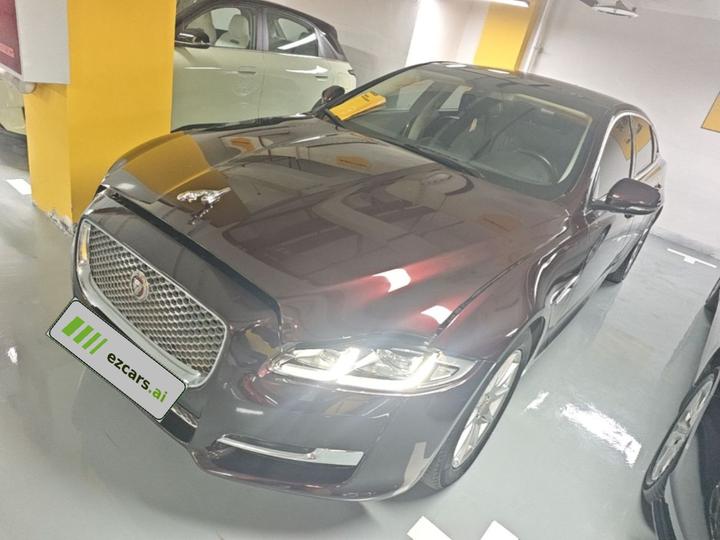 XJ 2016 XJL 2.0T RWD Business