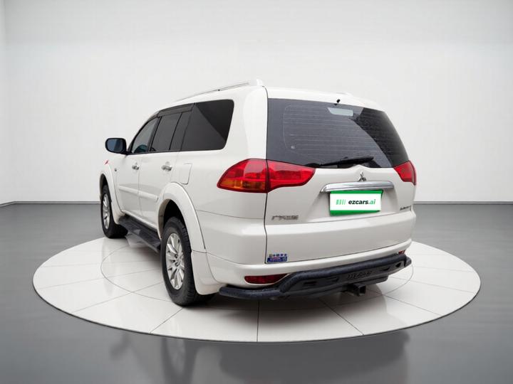 Pajero 2013 3.0L AT AWD Flagship photo 4