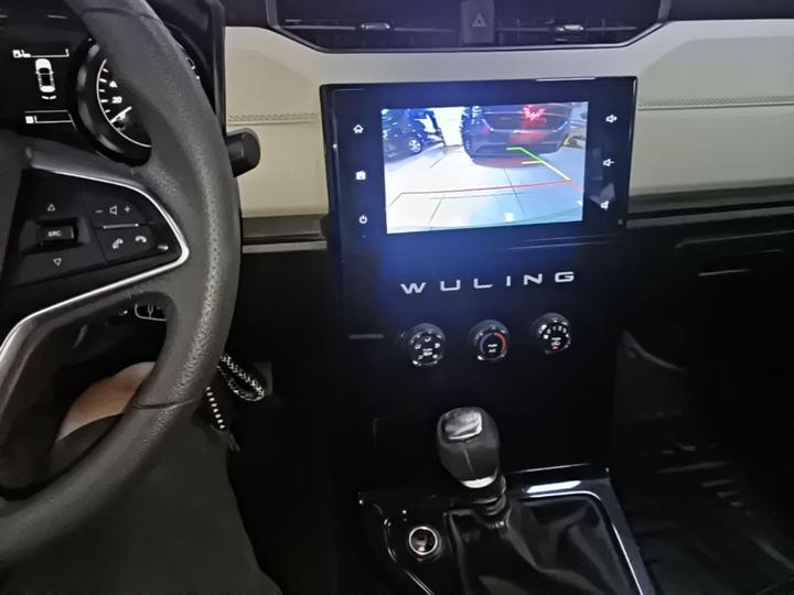 Wuling 2021 1.5T MT Luxury photo 8