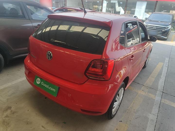 Polo 2016 1.6L AT Comfort photo 4