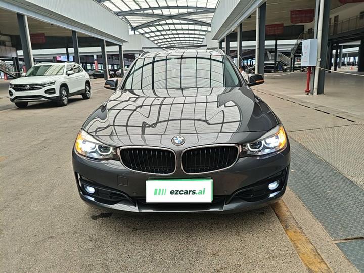3 SeriesGT 2018 320i Fashion photo 2