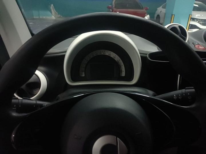 fortwo 2015 1.0L 52 Coupe photo 7