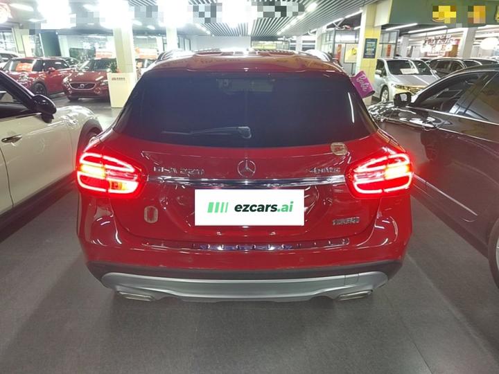 GLA 2016 GLA 220 4MATIC Fashion photo 2