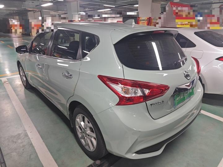 Tiida 2024 1.6L CVT photo 4