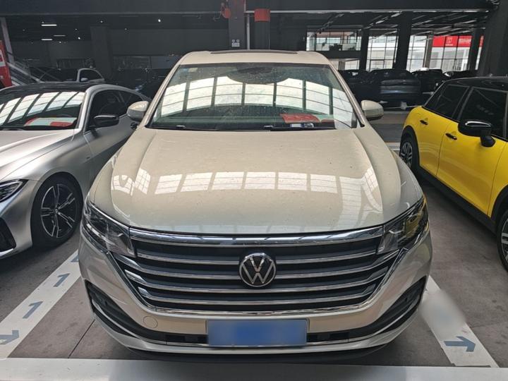 Viloran 2020 330TSI Luxury photo 2