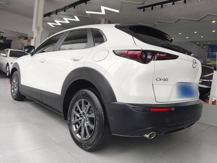CX-30 2021 2.0L AT photo 4