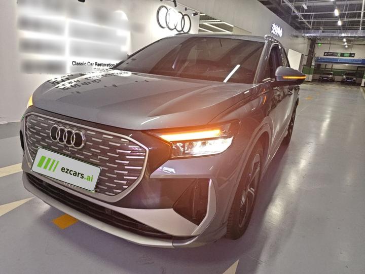Q4 e-tron 2024 40 e-tron