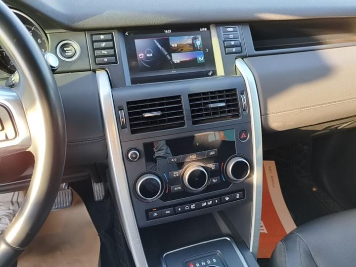 Discovery Sport 2017 2.0T SE photo 8