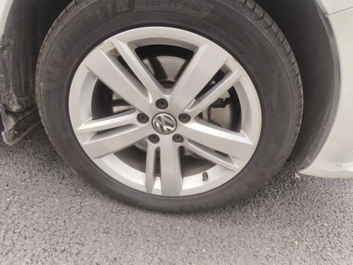 2016 380TSI 7-Seater photo 8