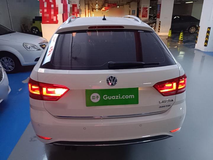 2017 230TSI DSG Comfort photo 3