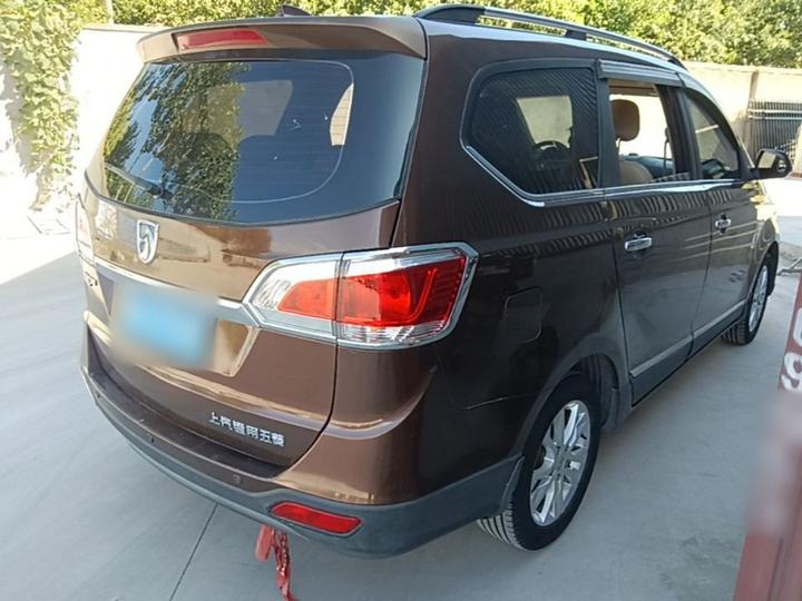730 2014 1.5L MT Luxury ESP 7-Seater photo 4