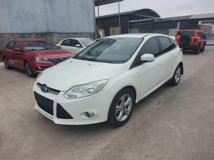 Focus 2012 Hatchback 1.6L AT