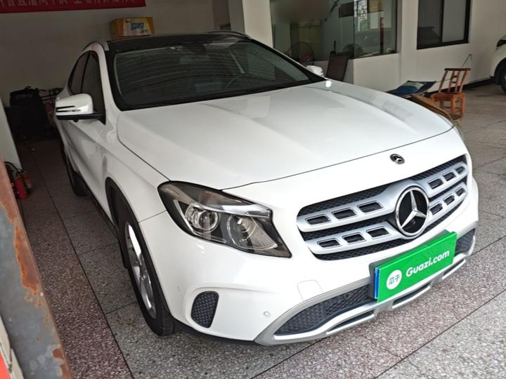 GLA 2018 GLA 200 Dynamic photo 3