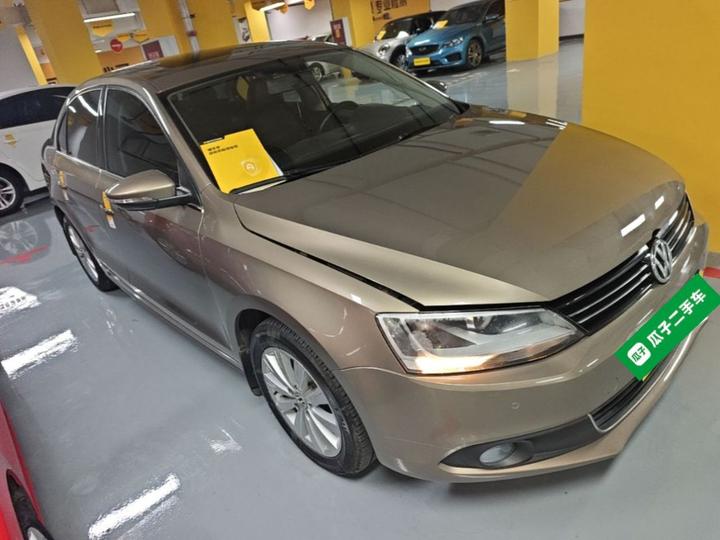 Sagitar 2014 Facelift 1.4TSI AT Luxury photo 3