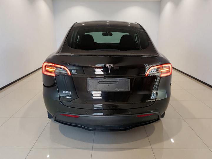 Model Y 2023 RWD photo 3
