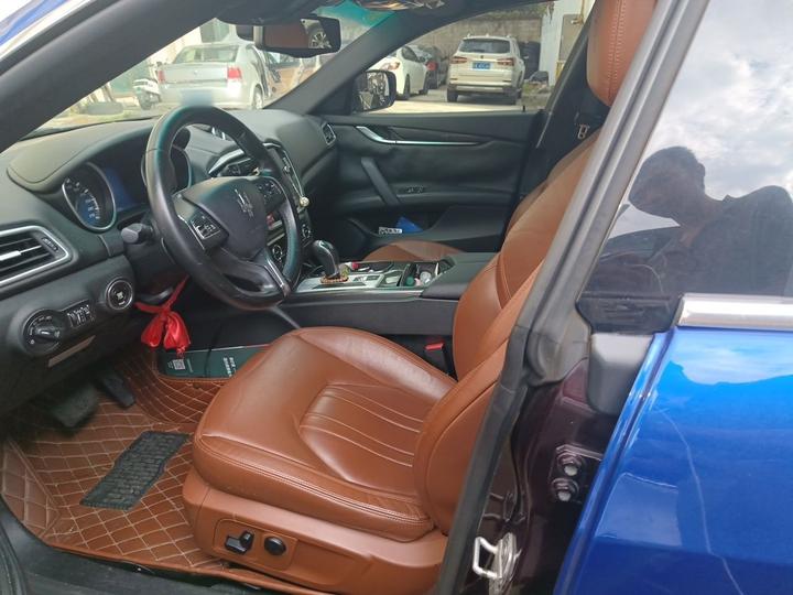 Ghibli 2014 3.0T Standard photo 7