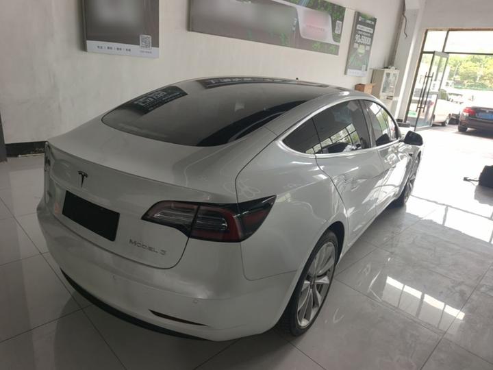 Model 3 2019 Standard Range RWD Upgraded photo 4