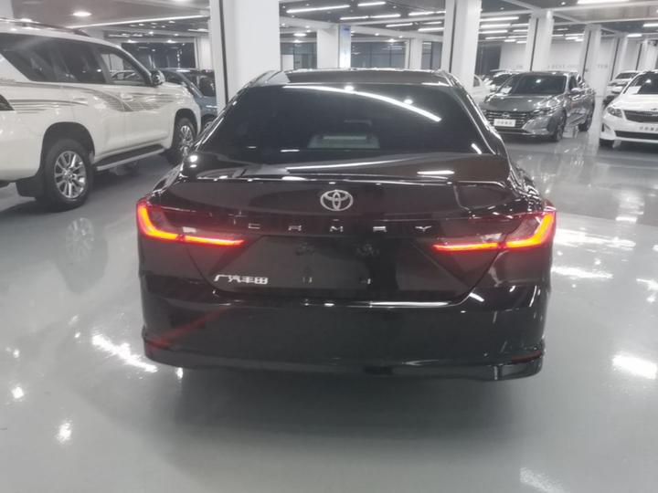 Camry 2024 2.0GVP Luxury photo 3