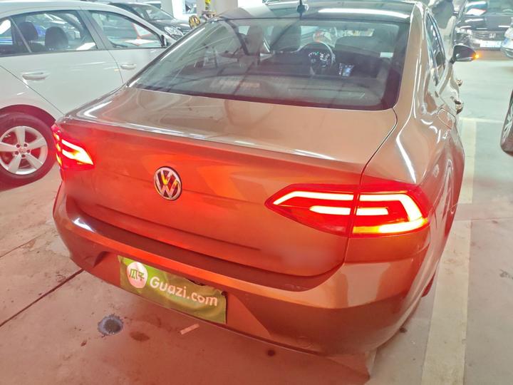 Lamando 2015 330TSI DSG Luxury photo 3